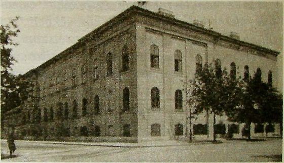 1920